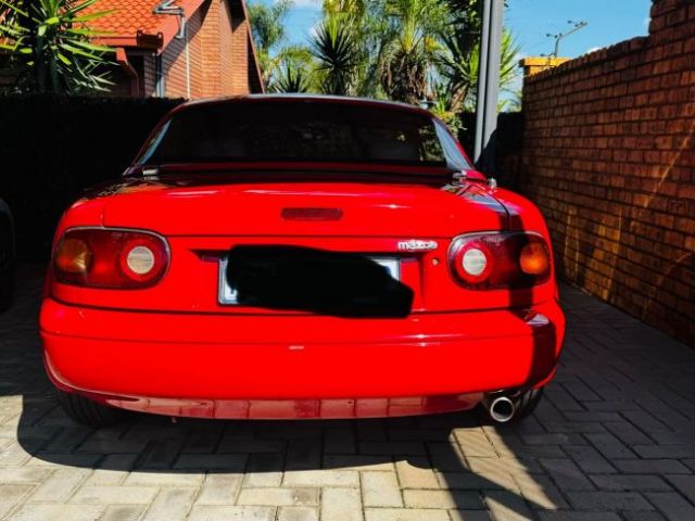 1995 - Mazda MX5 NA18 (Theunis Greeff)